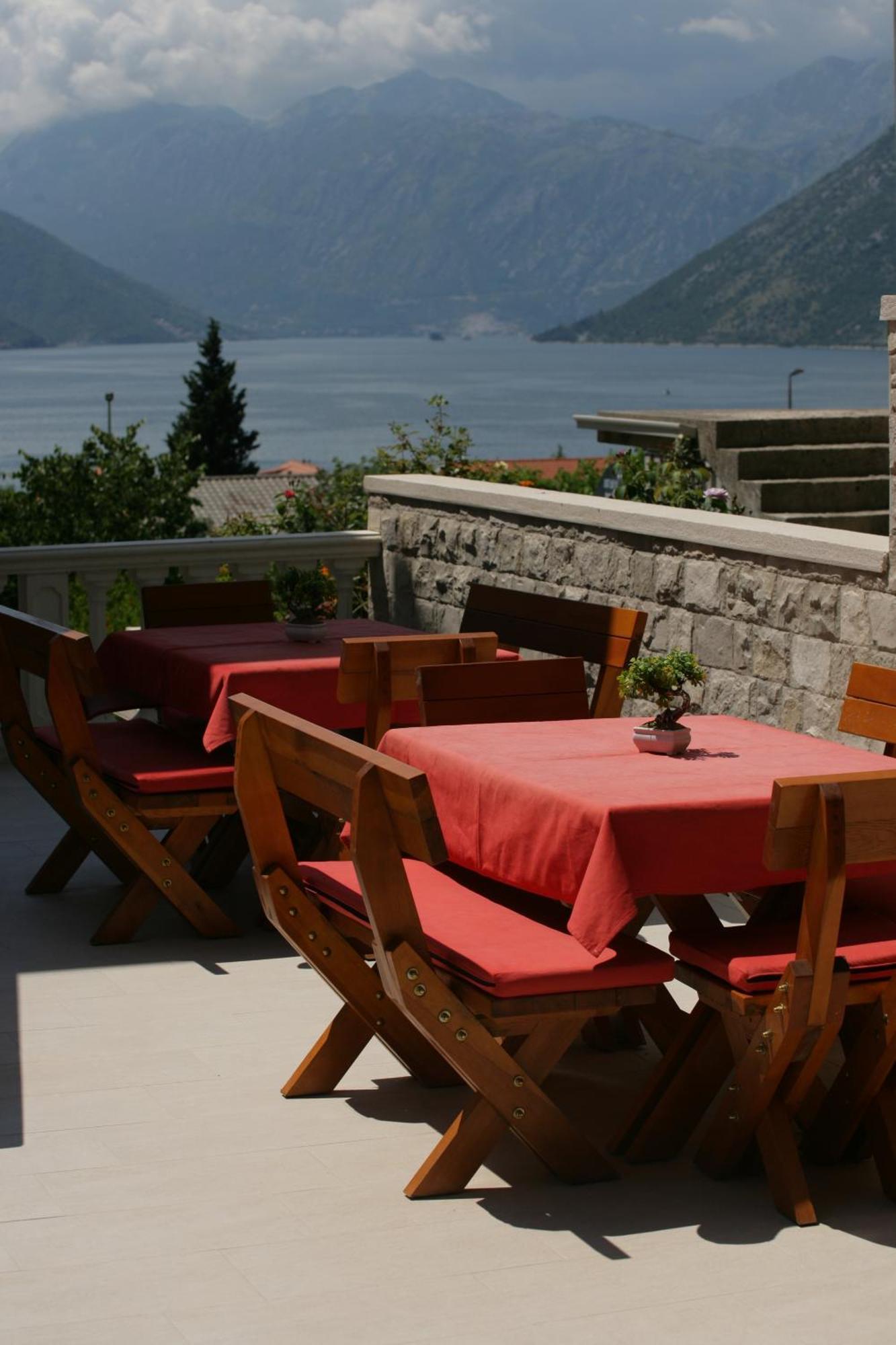 Apartments Radonjic Kotor Exterior photo